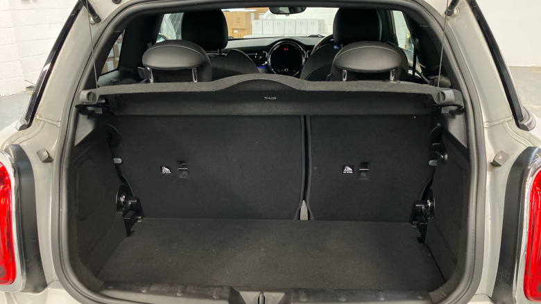 MINI Hatchback 135kW Cooper S Level 2 33kWh 3dr Auto Electric Hatchback